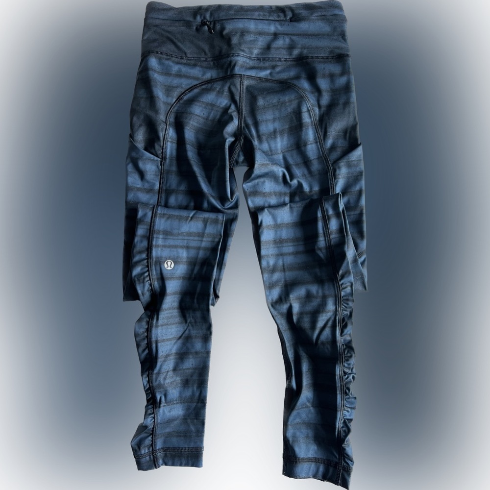 Lululemon Speed Tight III Like New Size 2